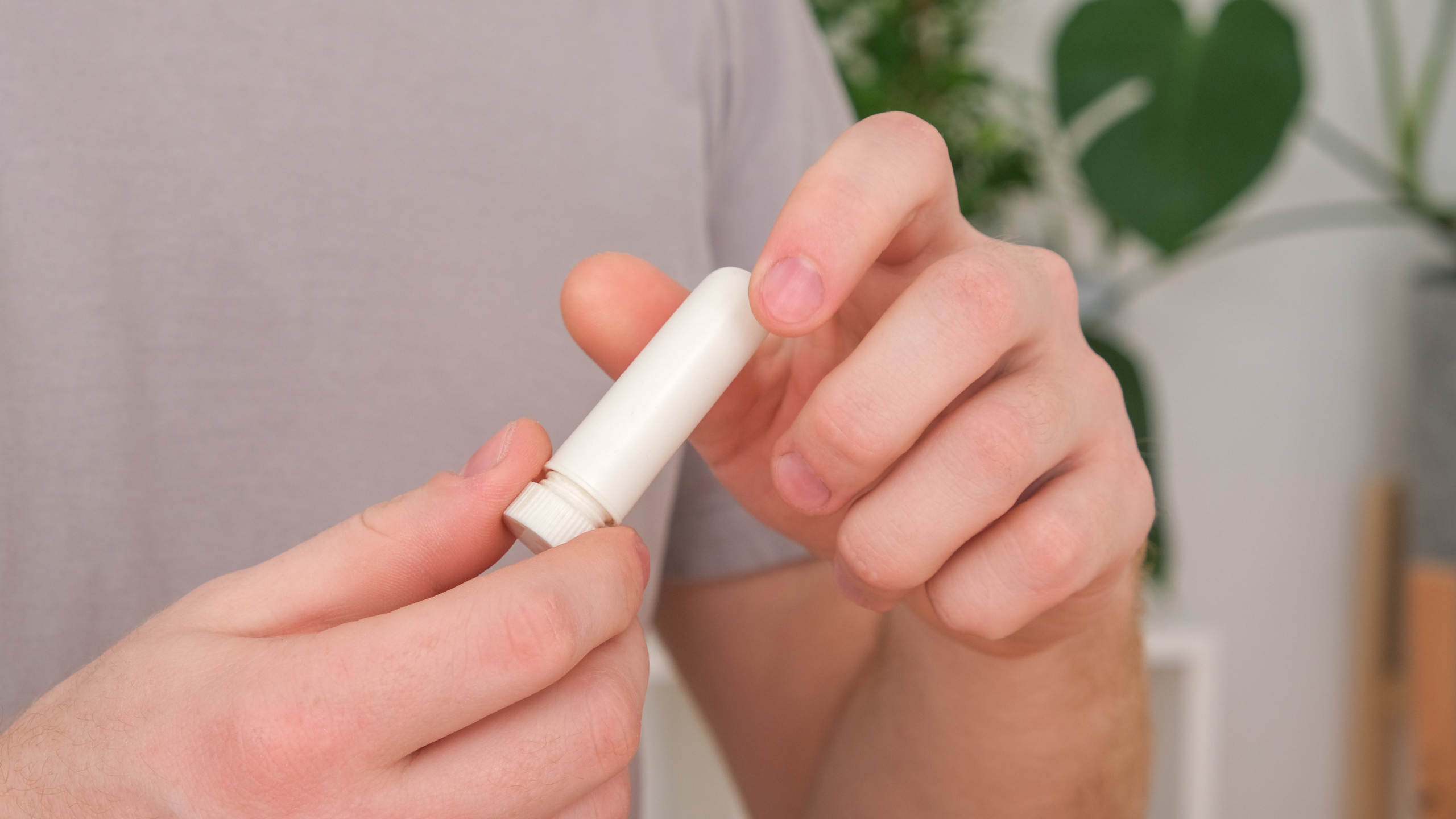 STREFA AROMATERAPII Diy inhalator do aromaterapii aby pokonac zmeczenie spowodowane jet lagiem - STREFA AROMATERAPII